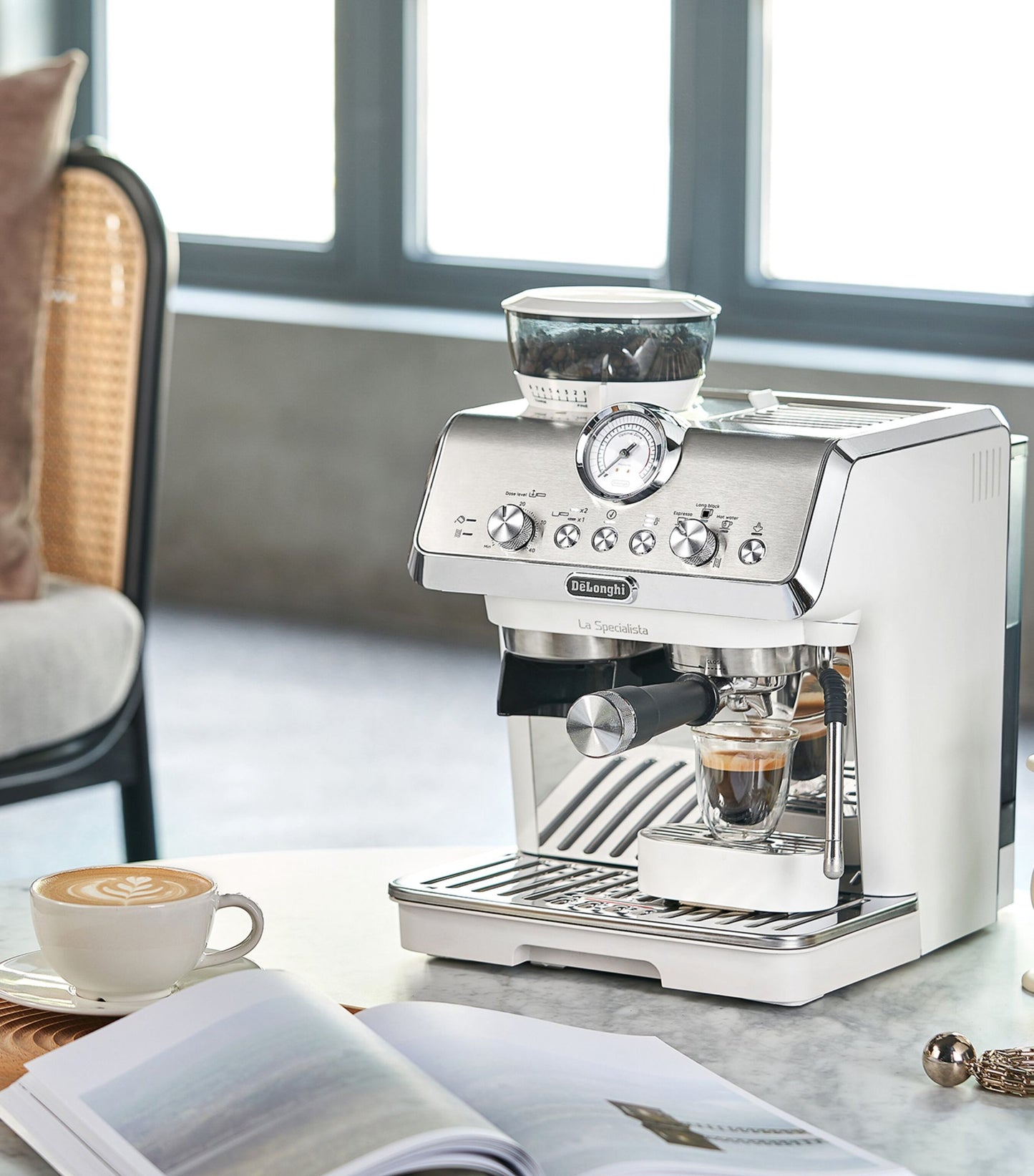 DE'LONGHI La Specialista Arte Coffee Machine