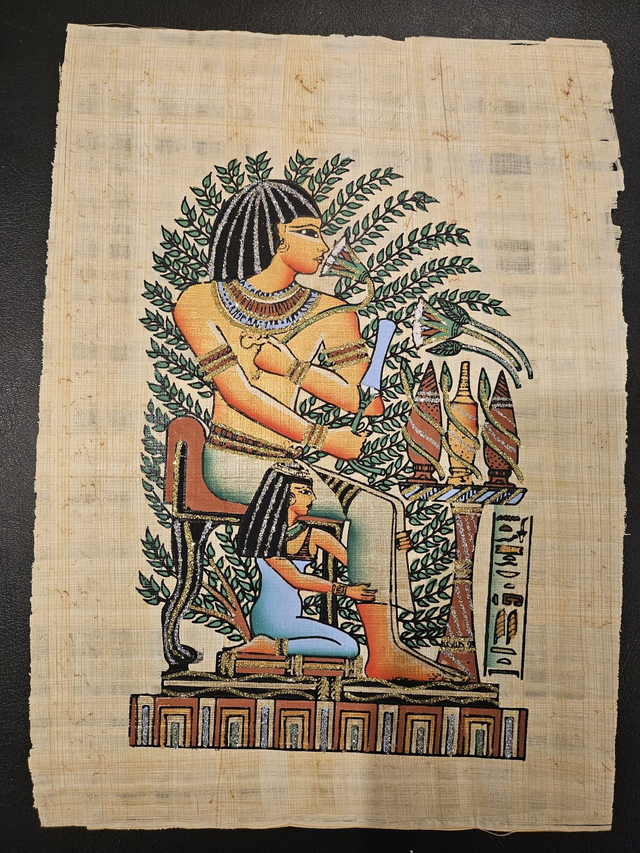 Ancient Egyptian Queen & Sacred Lotus Flowers Size: 23 × 33 cm