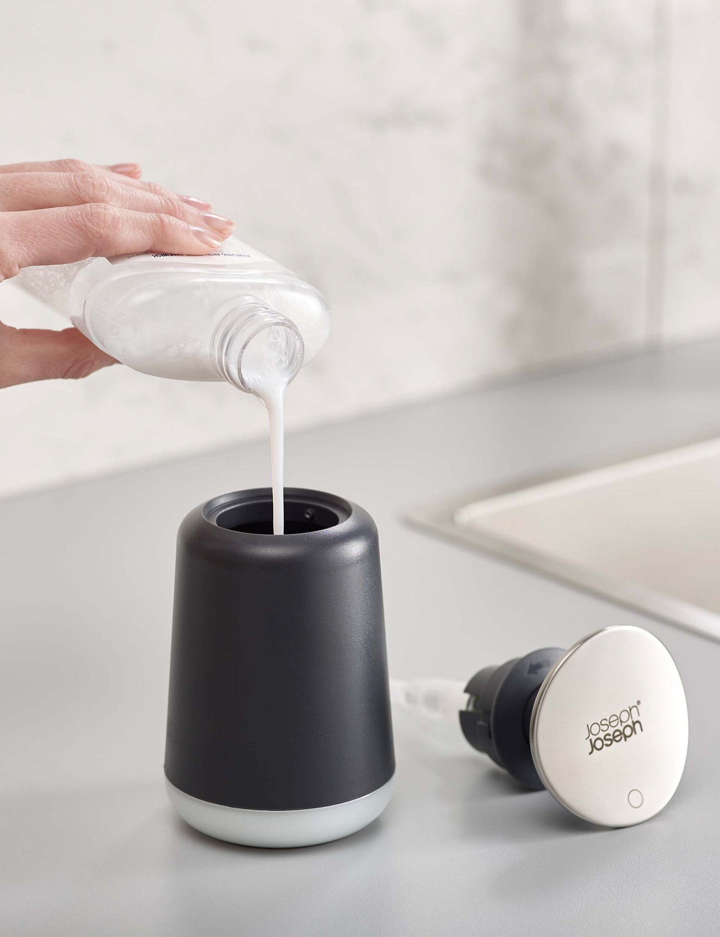 Presto™ Hygienic Soap Dispenser