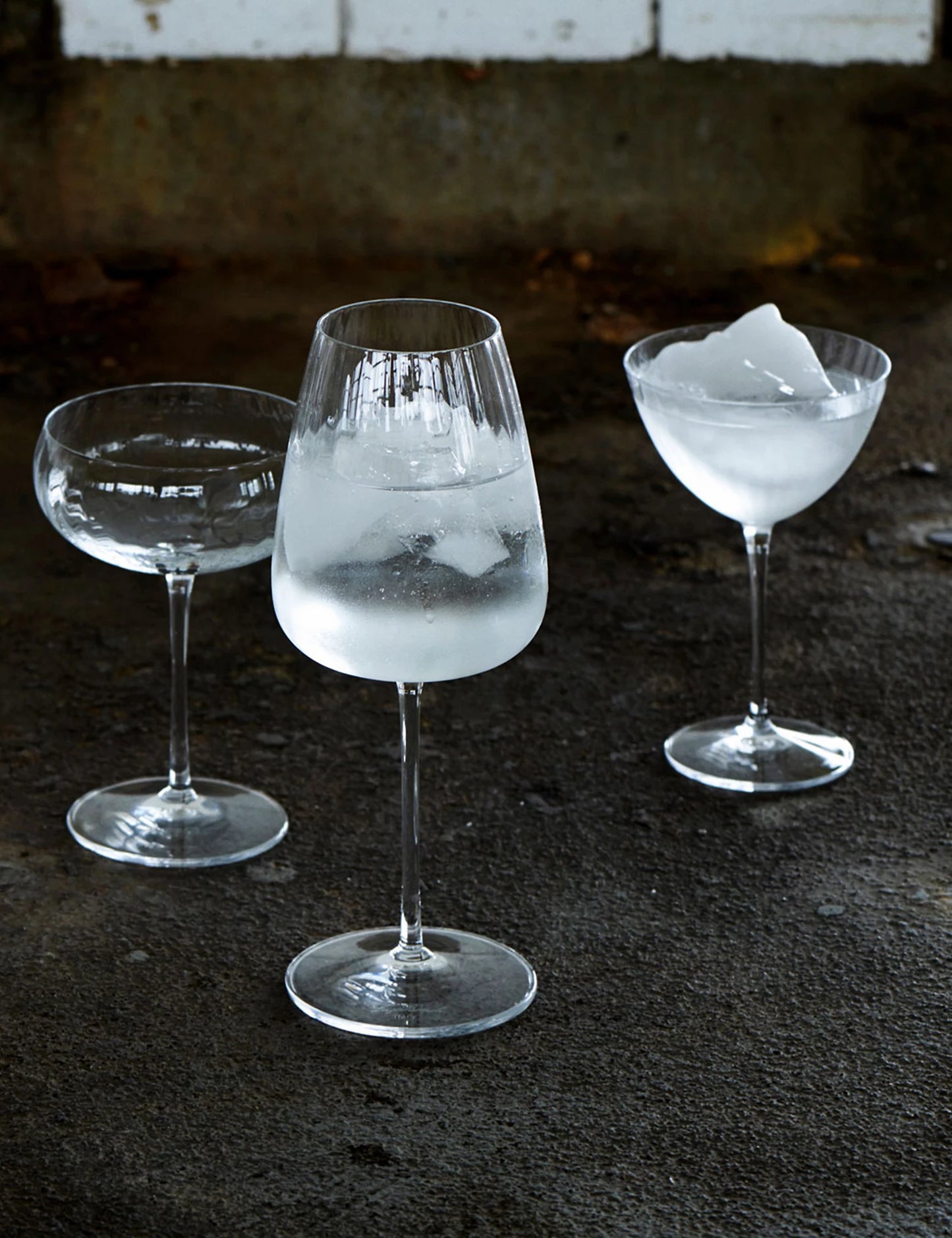 Set of 4 Optica Textured Gin Glasses