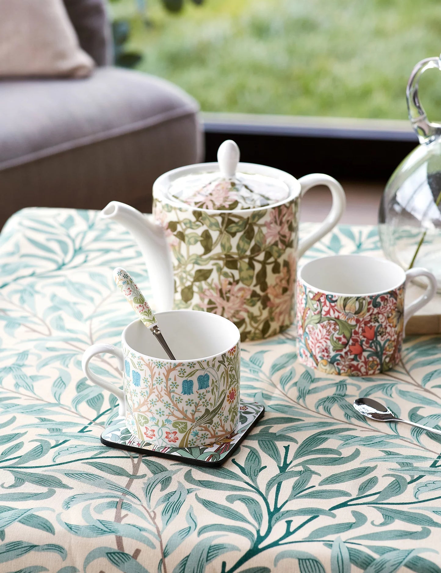 Patterned Teapot & Mug Set
