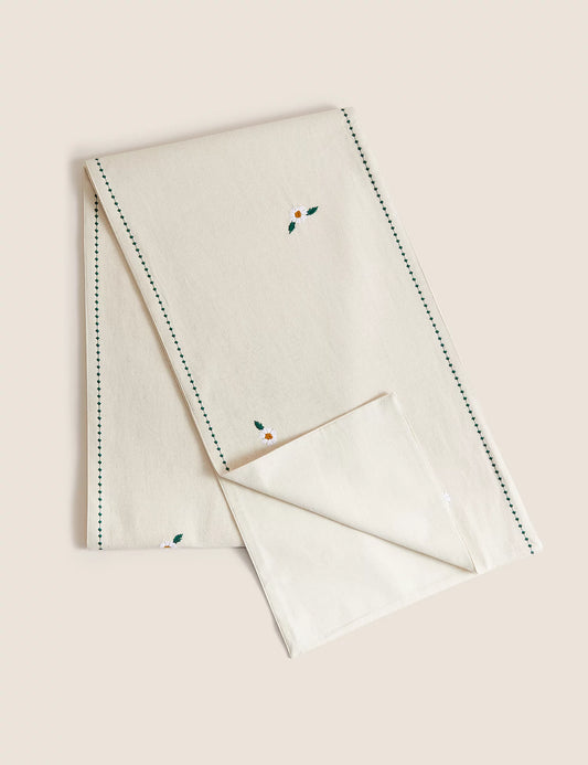 Pure Cotton Daisy Embroidered Table Runner