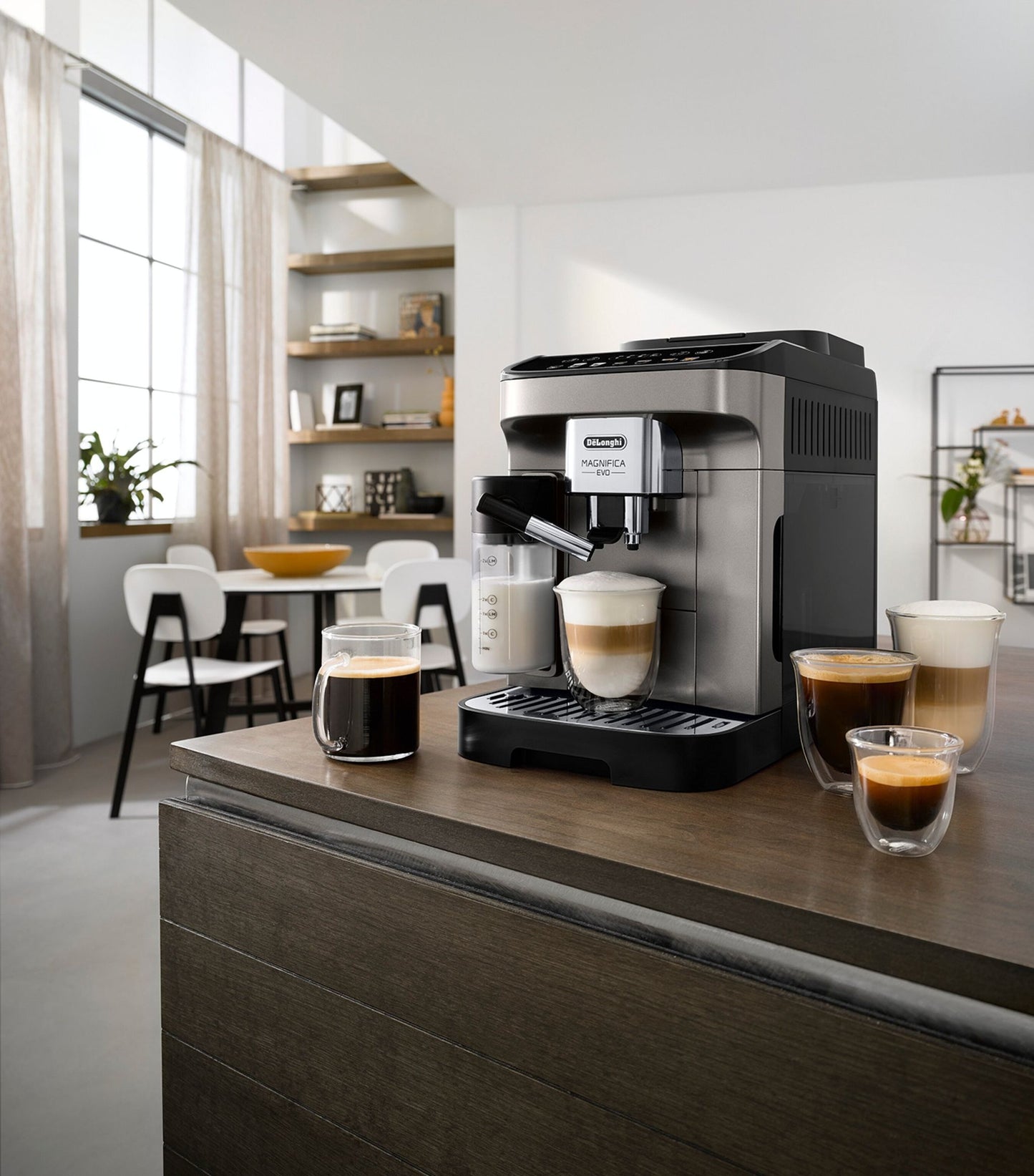DE'LONGHI  Magnifica Evo Coffee Machine