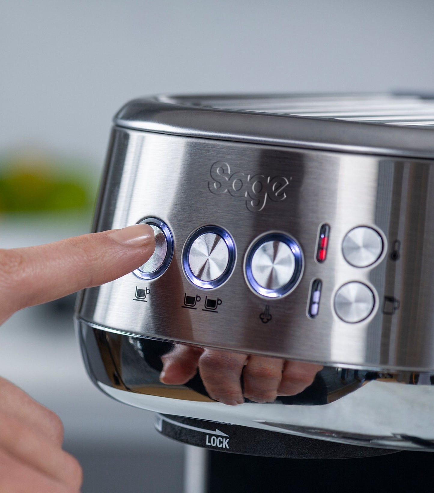 SAGE  The Bambino Plus Coffee Machine